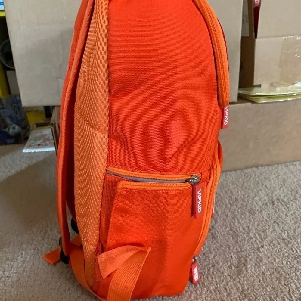 VIPKIDS Dino Backpack Teacher Excl. New